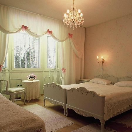 Hotelli Kultainen Joutsen Kuusamo Esterno foto